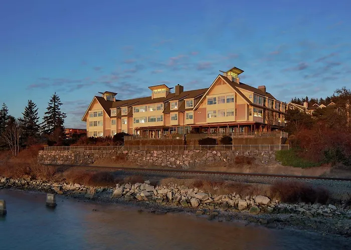 Romantic hotel: Chrysalis Inn & Spa Bellingham, Curio Collection By Hilton